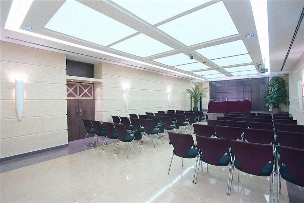 Hotel Imperatori Rome Luaran gambar