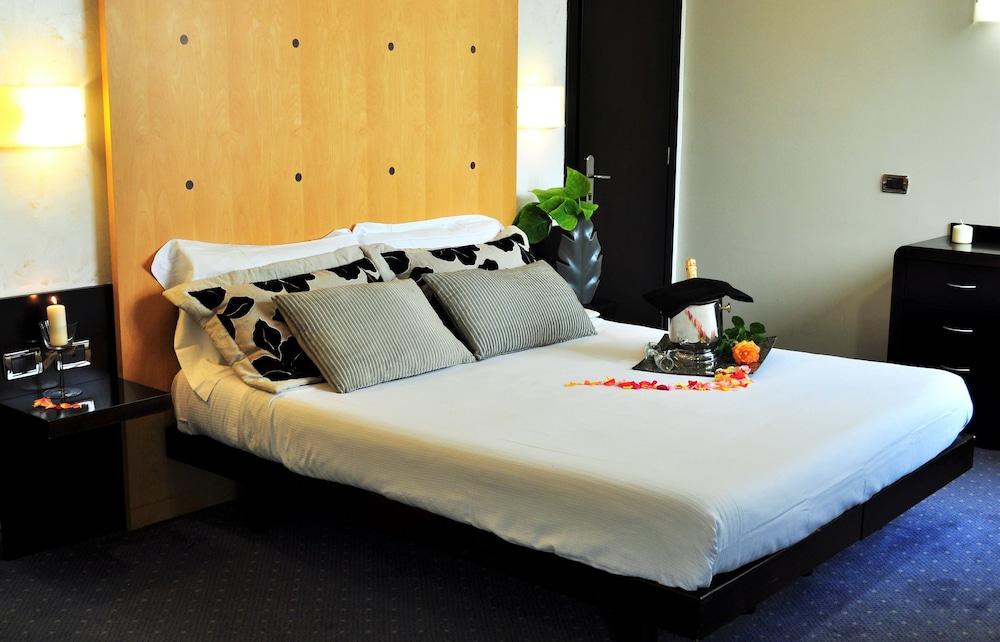 Hotel Imperatori Rome Luaran gambar