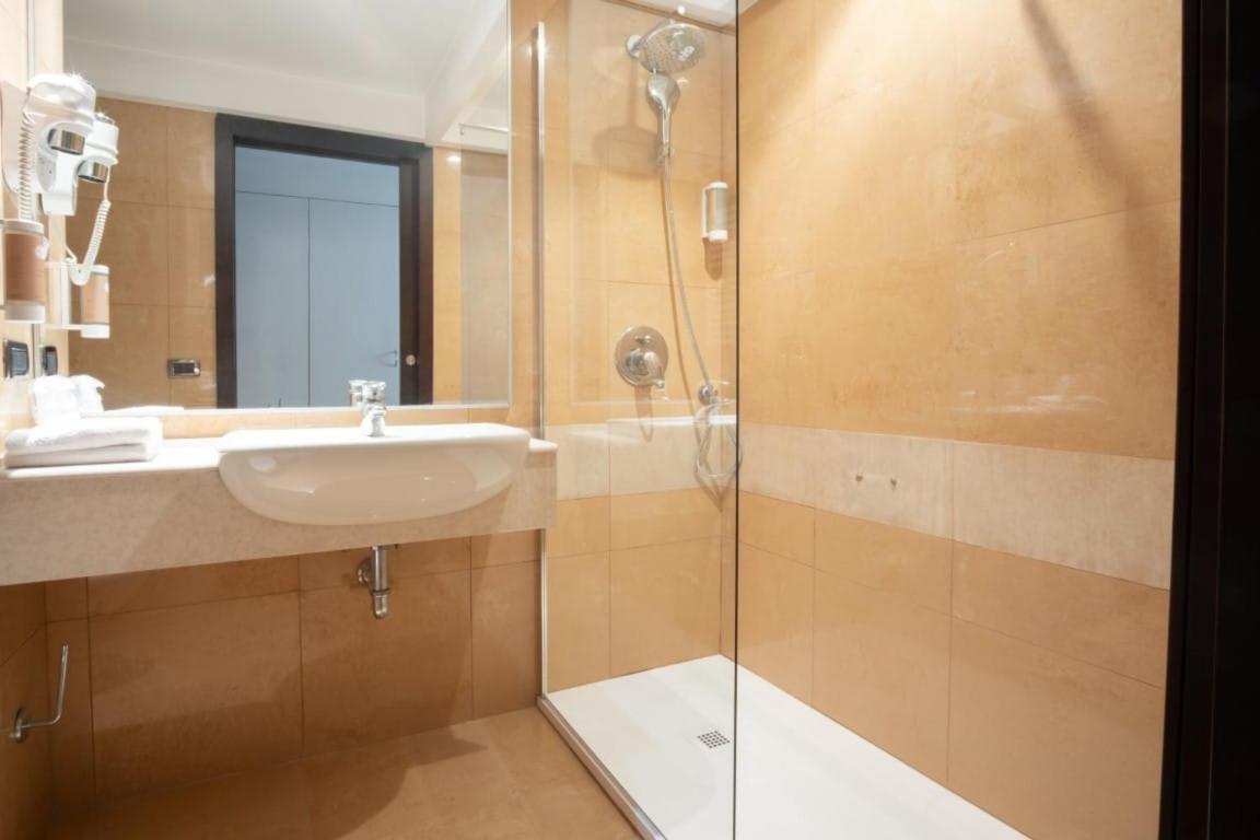 Hotel Imperatori Rome Luaran gambar